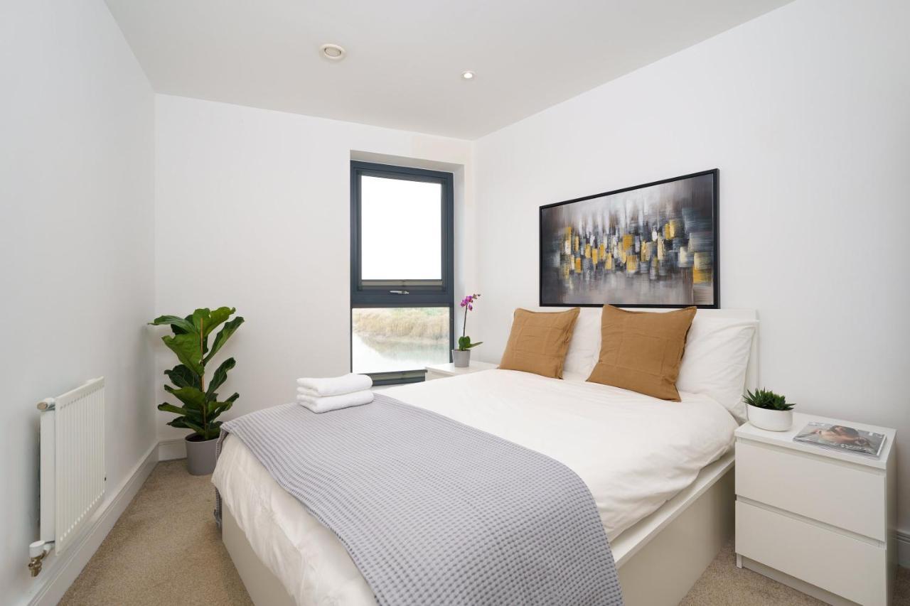 Апартаменти 1 Bed Flat Near Canary Wharf, O2 Лондон Екстер'єр фото